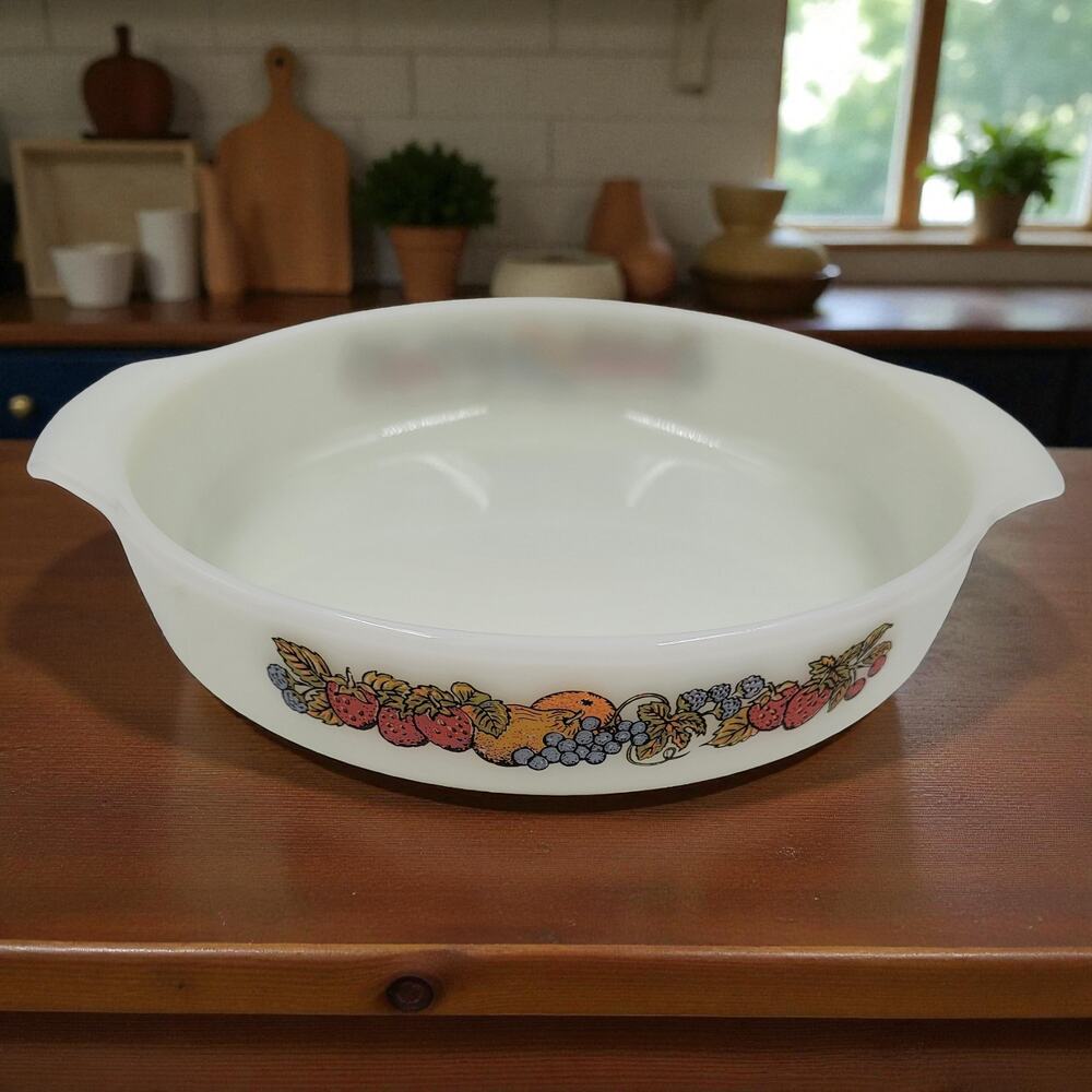 Vintage #423 Anchor Hocking Fire King Milk glass 9 in Bakeware Nature's Bounty